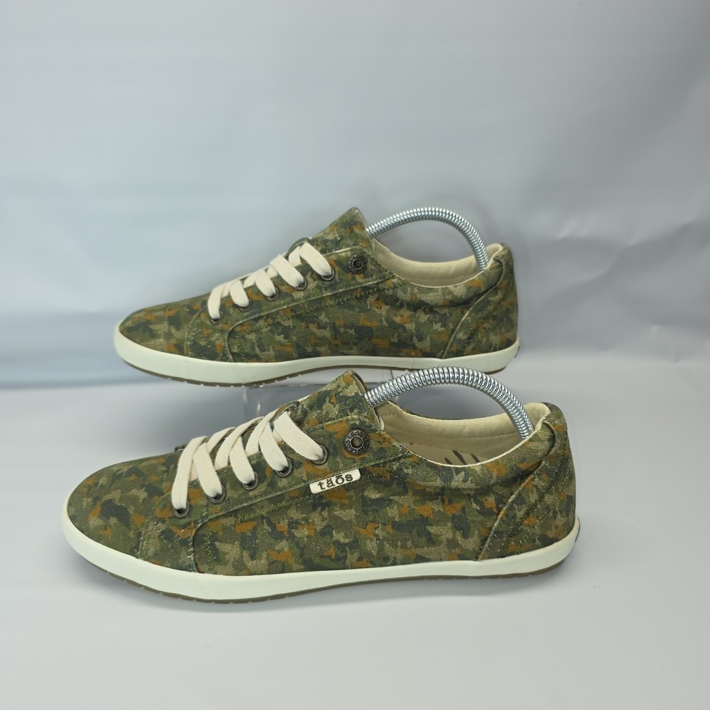 TAOS Women's‎ Star Jungle Camo Lace Up Low Top Canvas Sneakers Shoes US 10.5 - Picture 2 of 8